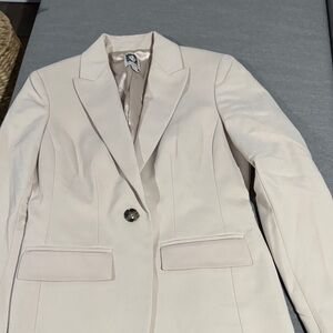 Anne Klein Elegant Cream Blazer
